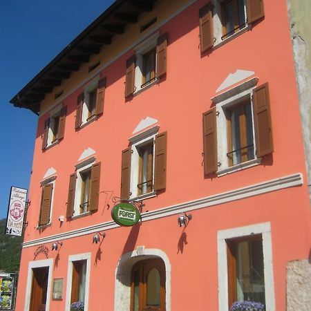 Albergo Ristorante Da Neni Mori Bagian luar foto