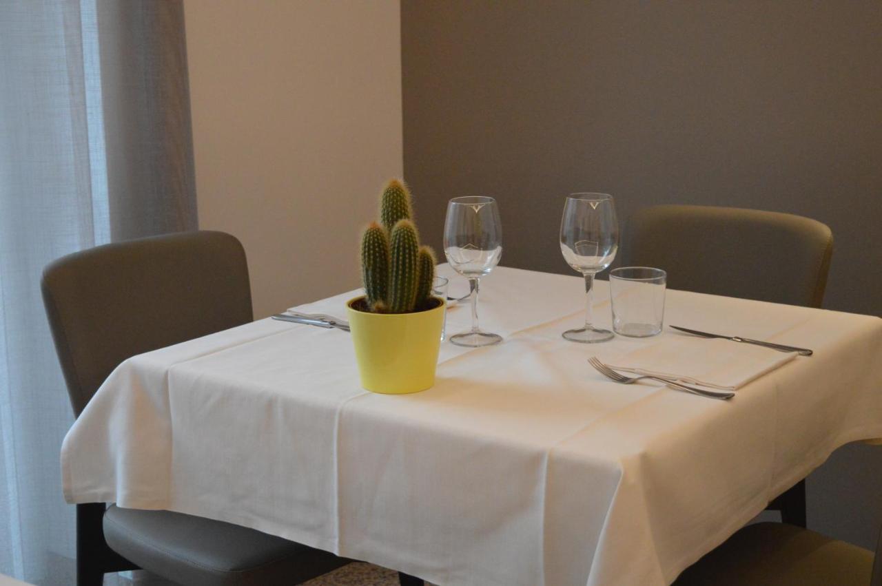 Albergo Ristorante Da Neni Mori Bagian luar foto