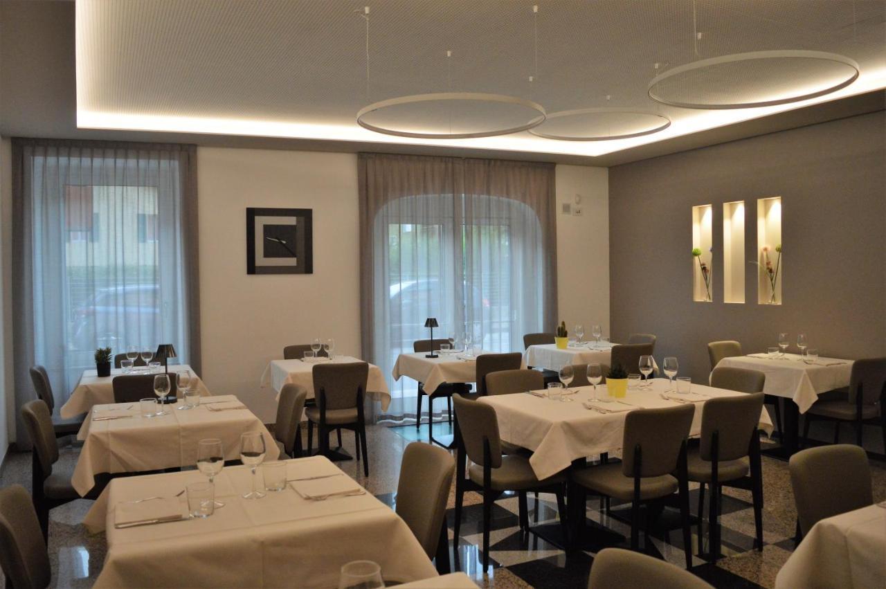 Albergo Ristorante Da Neni Mori Bagian luar foto