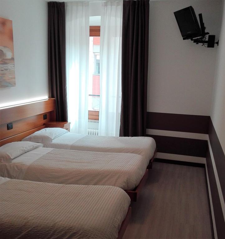 Albergo Ristorante Da Neni Mori Bagian luar foto