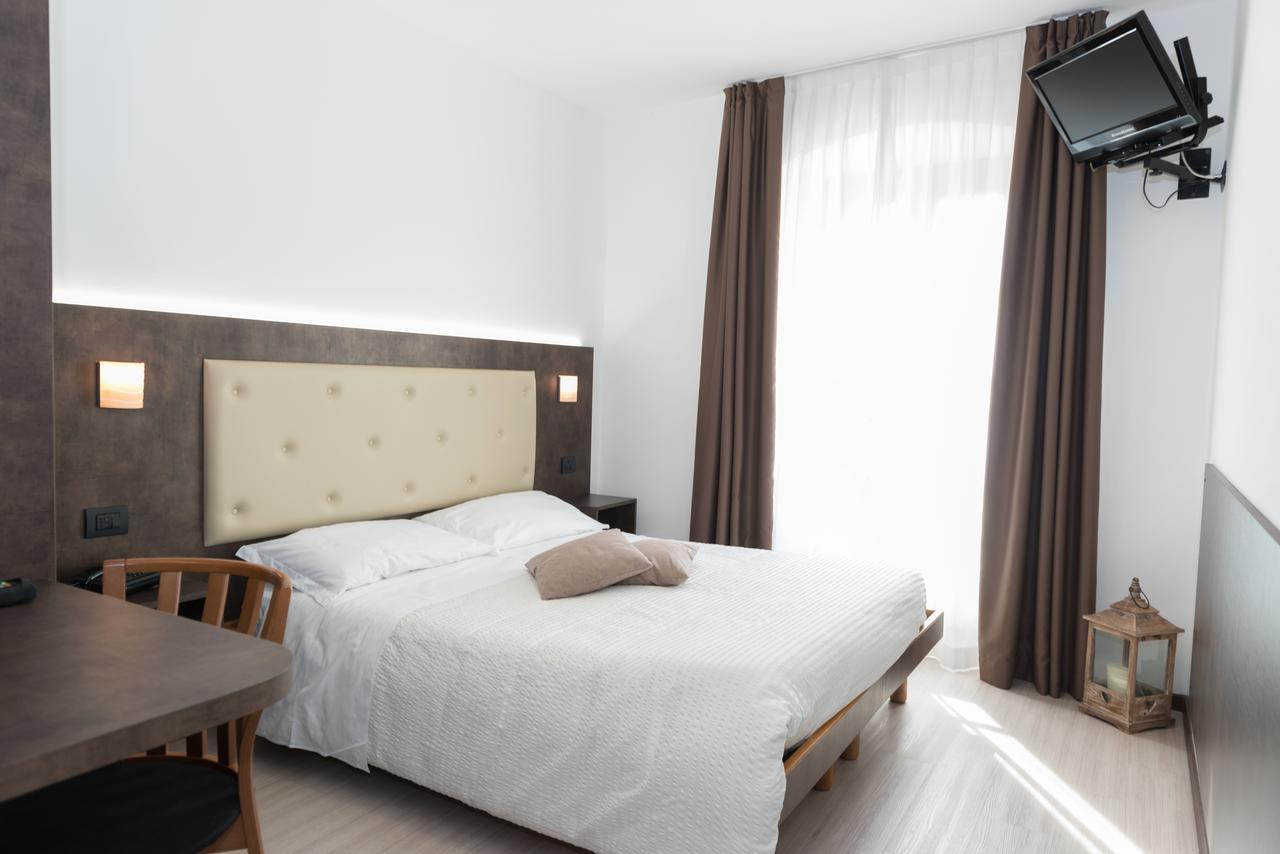 Albergo Ristorante Da Neni Mori Bagian luar foto